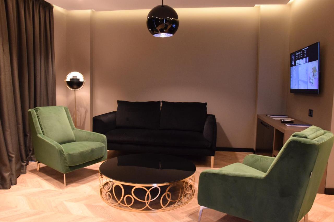 Hotel Unik Тирана Экстерьер фото