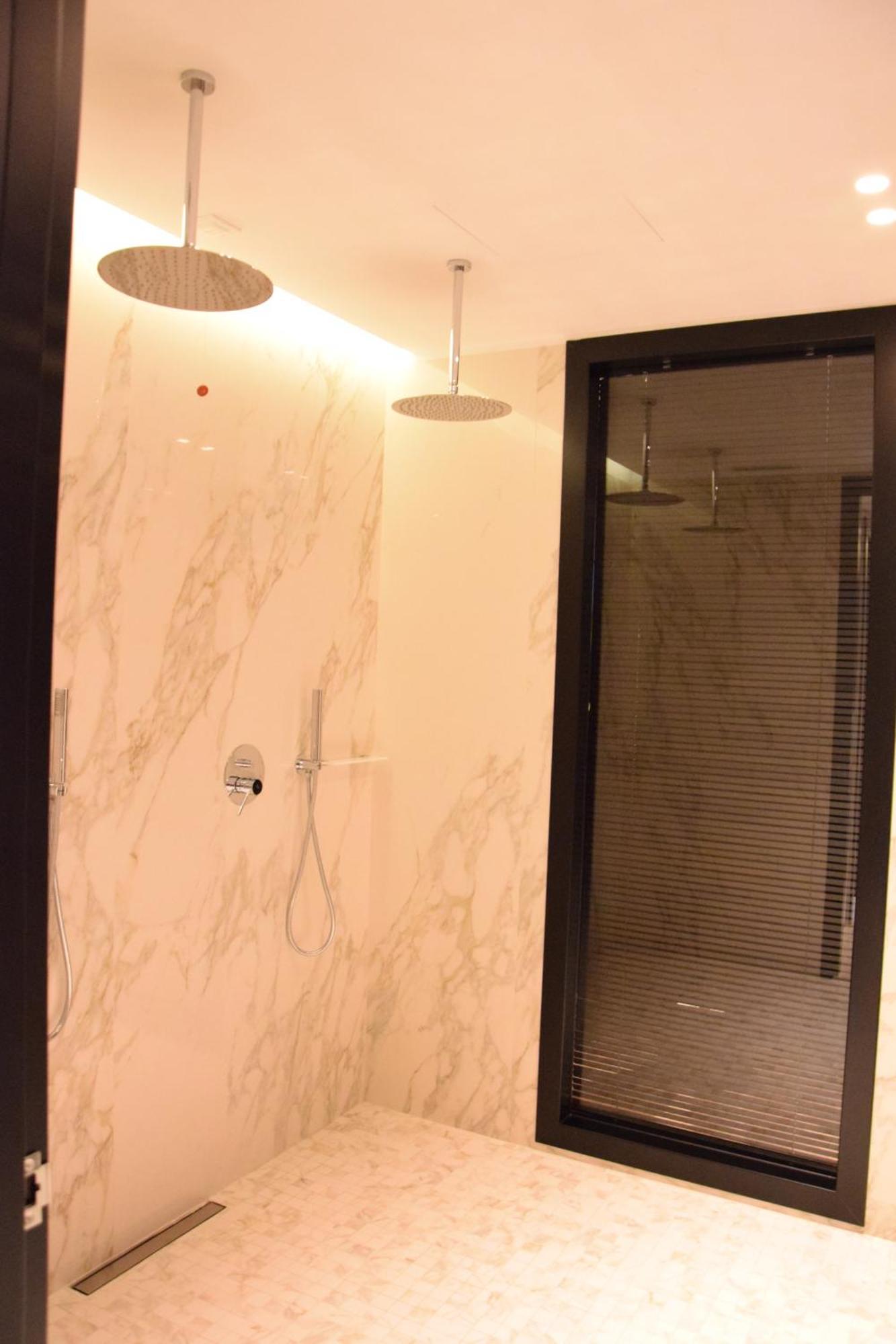 Hotel Unik Тирана Экстерьер фото