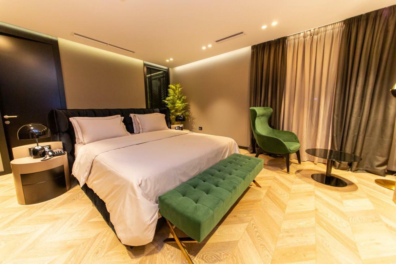 Hotel Unik Тирана Экстерьер фото